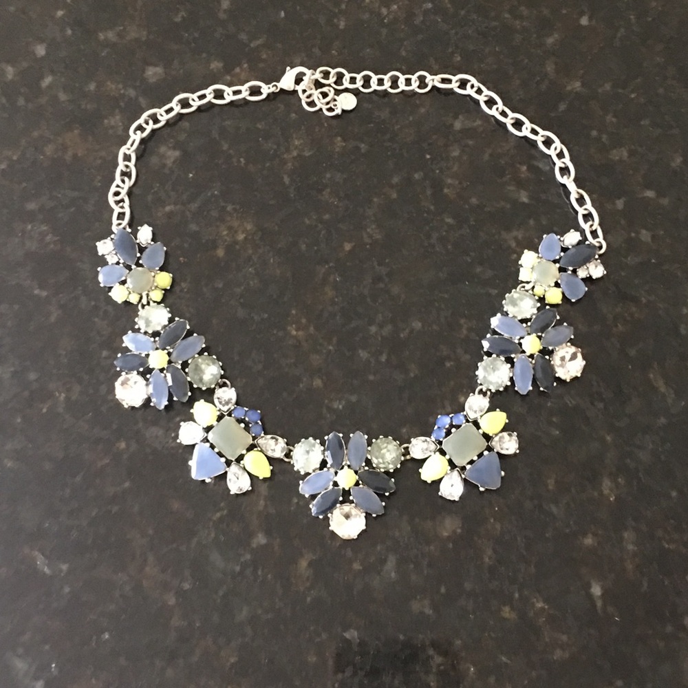 Stella & Dot Statement Necklace